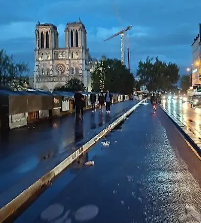 Ile Saint Louis Center Of Appartamento Parigi